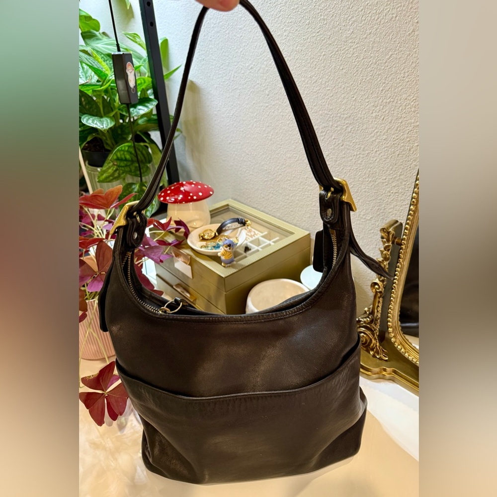 Vintage Coacach 9058 Legacy Hobo Leather Shoulder bag in Black